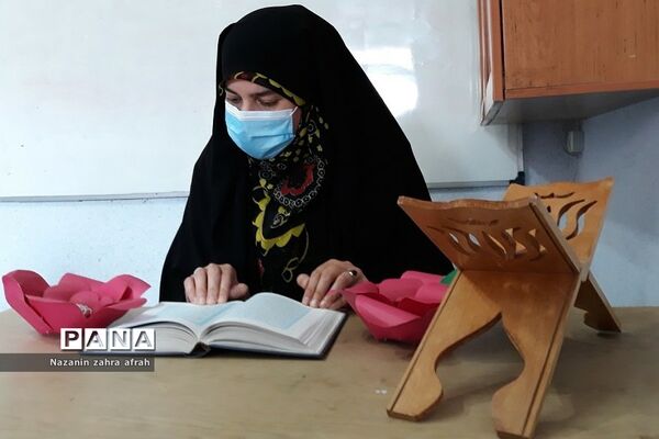 برگزاری طرح ۱۴  ختم قرآن کریم در دبستان حضرت زهرا(س) رودهن