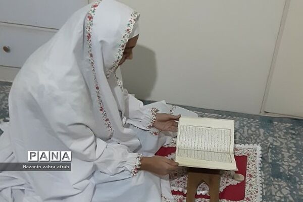 برگزاری طرح ۱۴  ختم قرآن کریم در دبستان حضرت زهرا(س) رودهن
