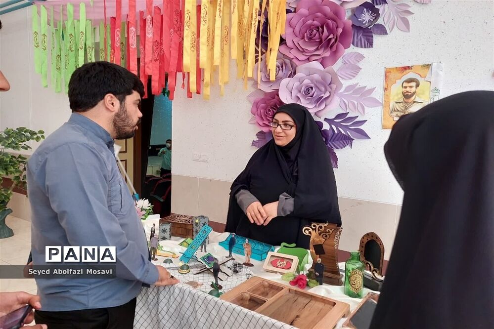 برگزاری اولین یادواره شهدای مدافع حرم در اقلید-استان فارس
