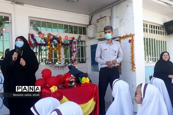 گرامیداشت روز آتش‌نشانی و ایمنی  در مدرسه حضرت زهرا(س) رودهن