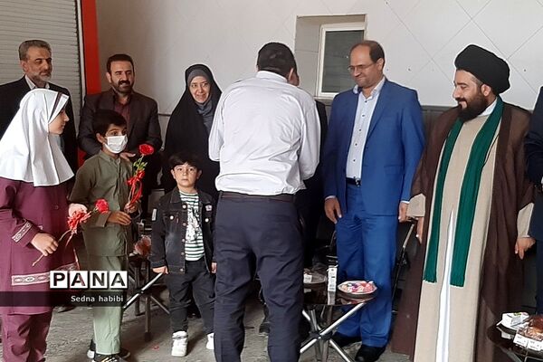 تقدیر از آتش‌نشانان در روز آتش‌نشانی  توسط مسئولان رودهن