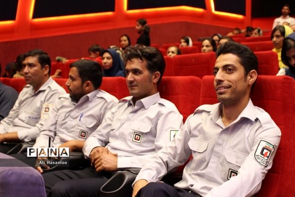 بزرگداشت روز ایمنی و آتش‌نشانی و رونمایی از تجهیزات جدید آتش‌نشانی زنجان