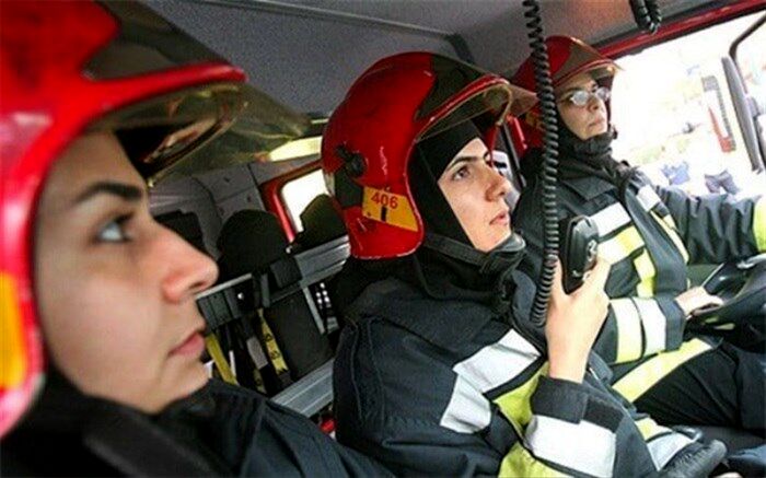 آتش‌نشانان زن با حضور رئیس‌جمهوری فعالیت خود را آغاز کردند