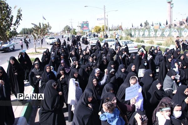 راهپیمایی مردم تربت‌جام در محکومیت تحرکات اغتشاشگران