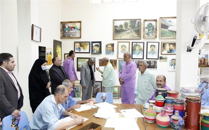 دیدار مدیر و کارکنان آموزش و پرورش ناحیه یک اردبیل از جانبازان بیمارستان ایثار