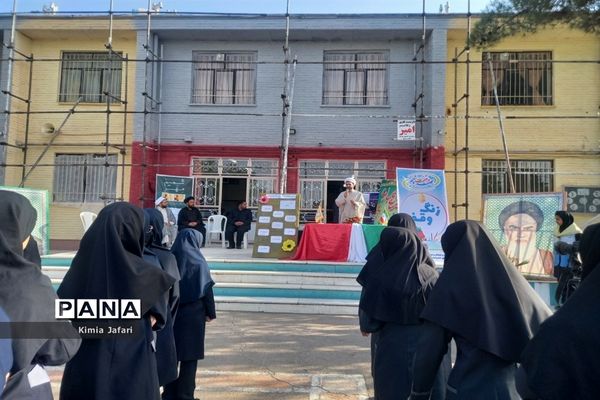 نواخته‌شدن زنگ وقف در کاشمر