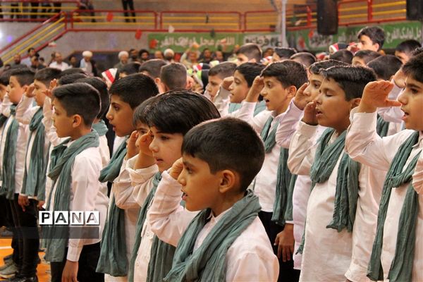 اجتماع بزرگ نسل غیور در پی محکومیت اهانت به مقدسات و اقدامات هنجار شکنانه آشوبگران در برخوار/ اصفهان