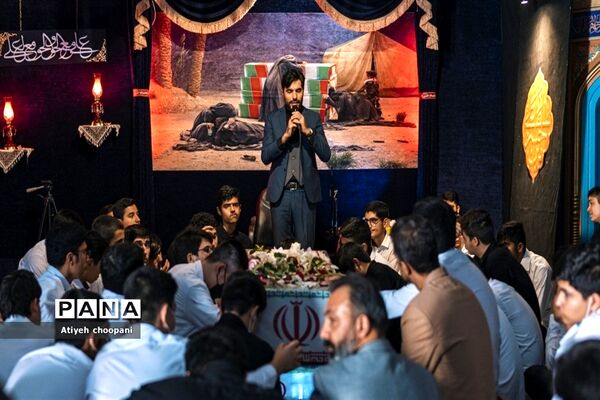 برگزاری نهمین یادواره شهدای گمنام در دبیرستان فرهنگ منطقه ۲
