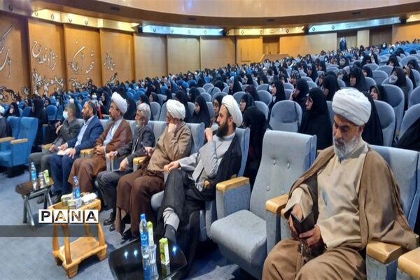 نشست کمیته‌های همکاری حوزه علمیه با آموزش و پرورش در مبلقین طرح امین در البرز