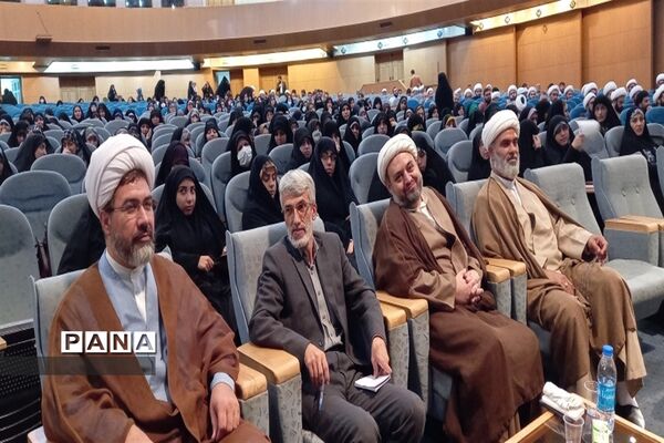 نشست کمیته‌های همکاری حوزه علمیه با آموزش و پرورش در مبلقین طرح امین در البرز