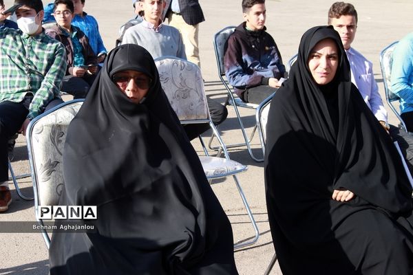 شور عاطفه‌ها در زنجان