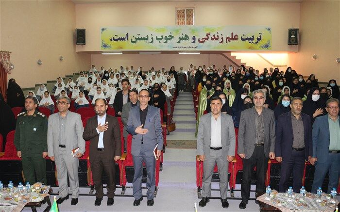 برگزاری مراسم شور عاطفه‌ها در مدارس اردبیل