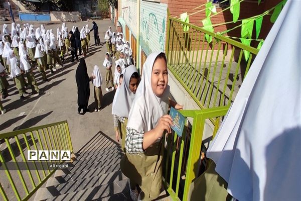 پویش شور عاطفه‌ها دبستان دخترانه حجاب  باقرشهر