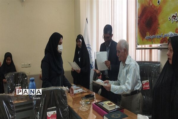 مراسم تجلیل از دانش‌آموزان خبرنگاران  عضو خبرگزاری پانای استان اصفهان
