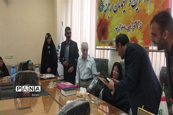 مراسم تجلیل از دانش‌آموزان خبرنگاران  عضو خبرگزاری پانای استان اصفهان