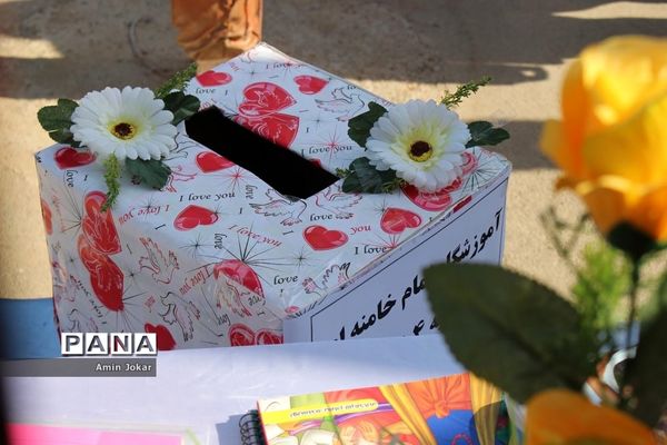 حضور رئیس سازمان دانش‌آموزی استان فارس در مراسم شور عاطفه‌ها