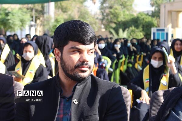 حضور رئیس سازمان دانش‌آموزی استان فارس در مراسم شور عاطفه‌ها