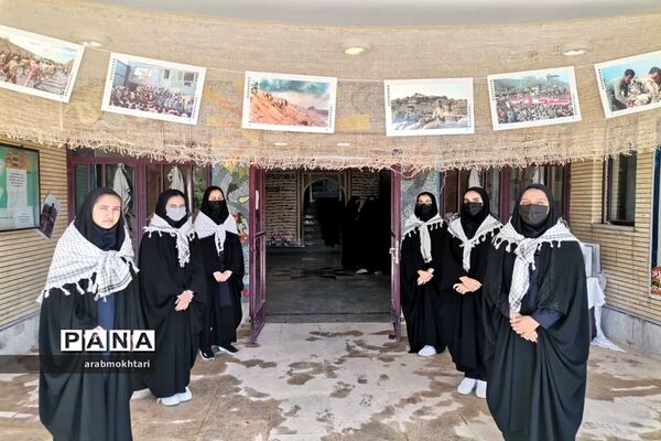 مراسم بزرگداشت هفته دفاع مقدس در هنرستان کاردانش فرزانه جرقویه سفلی