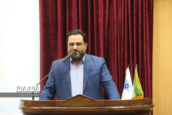 همایش خانواده و جوانی جمعیت در دانشگاه آزاد اسلامی واحد اسلامشهر