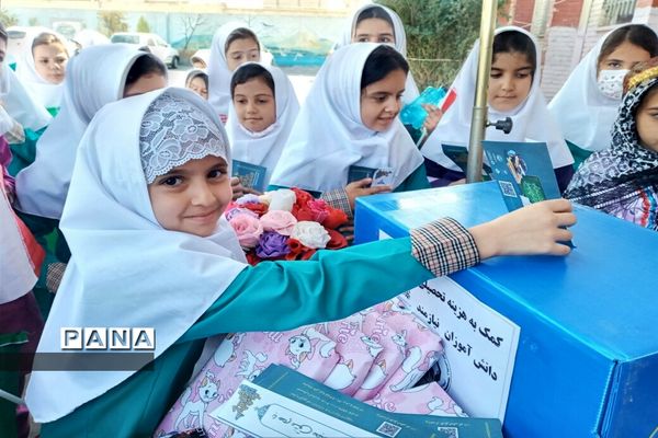 جشن عاطفه‌ها در آموزشگاه آسیه آموزش و پرورش ملارد