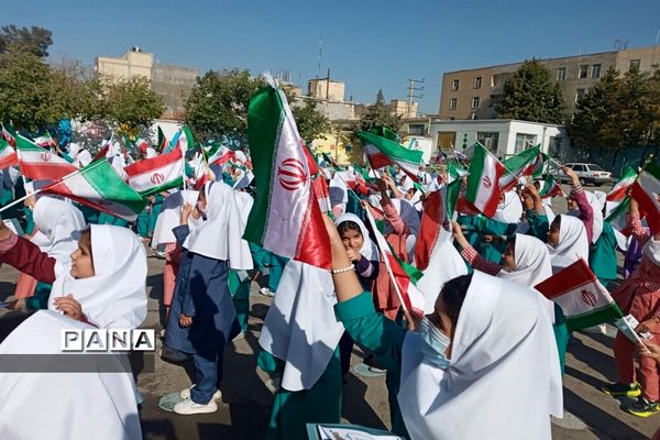 جشن عاطفه‌ها در آموزشگاه آسیه آموزش و پرورش ملارد