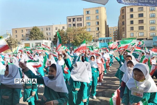جشن عاطفه‌ها در آموزشگاه آسیه آموزش و پرورش ملارد