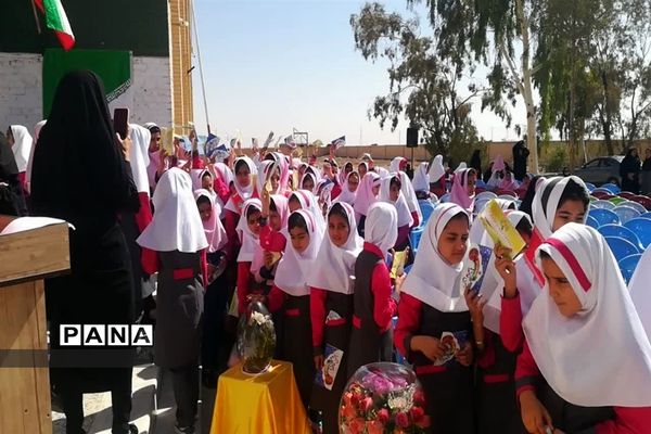 برگزاری جشن عاطفه‌ها در شهرستان خاتم