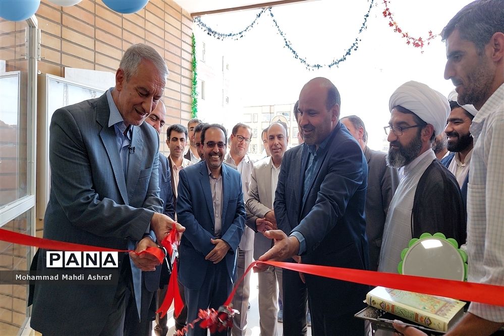 افتتاح مدرسه خیرساز در مسکن مهر قائمیه نایین