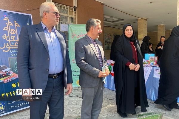 برگزاری جشن عاطفه‌ها در دبستان دخترانه شهید‌مرادی شهرری