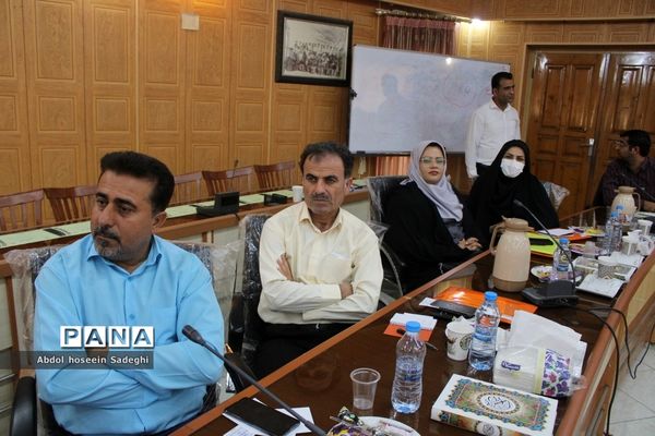 جلسه همه گروه‌های آموزشی درس تربیت‌بدنی آموزش و پرورش استان بوشهر