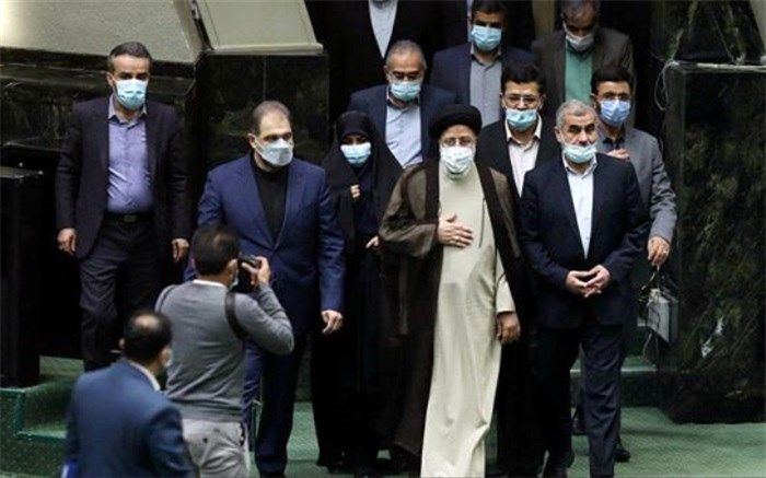 آغاز جلسه علنی مجلس؛ بررسی صلاحیت وزیر پیشنهادی کار با حضور رئیس‌جمهوری