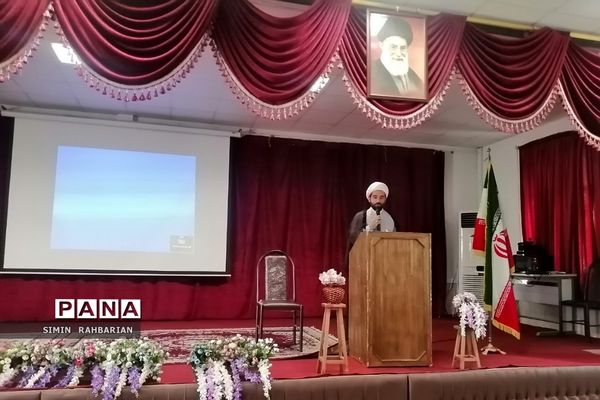 جلسه معاونان و مربیان پرورشی در سالن الغدیر شهرستان پردیس