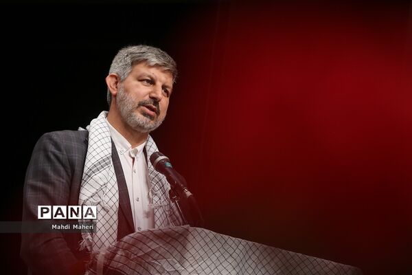 همایش مشق ایثار و مقاومت