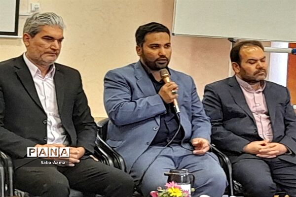 اولین جلسه توجیهی مشاوره‌ای در آغاز سال تحصیلی