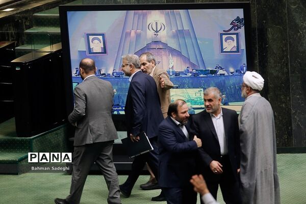 جلسه رأی اعتماد به وزیر پیشنهادی تعاون، کار و رفاه اجتماعی