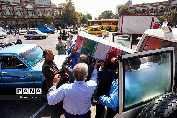 مراسم تشیع شهید گمنام