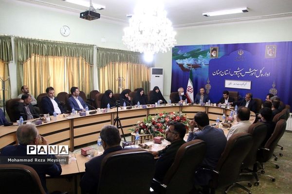 آیین تکریم و معارفه مدیرکل آموزش و پرورش استان سمنان