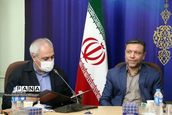 آیین تکریم و معارفه مدیرکل آموزش و پرورش استان سمنان
