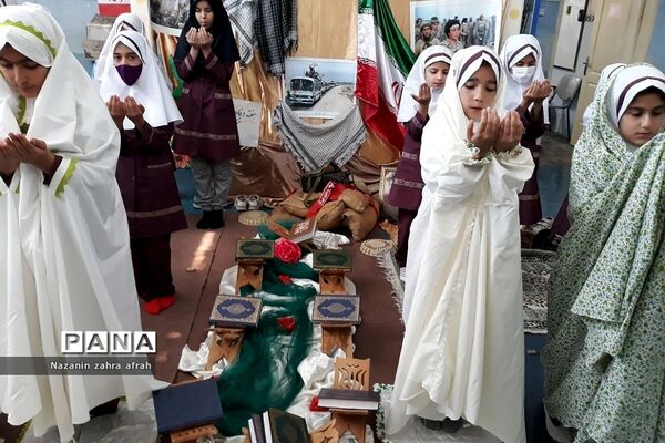برگزاری نماز جماعت در مدارس رودهن