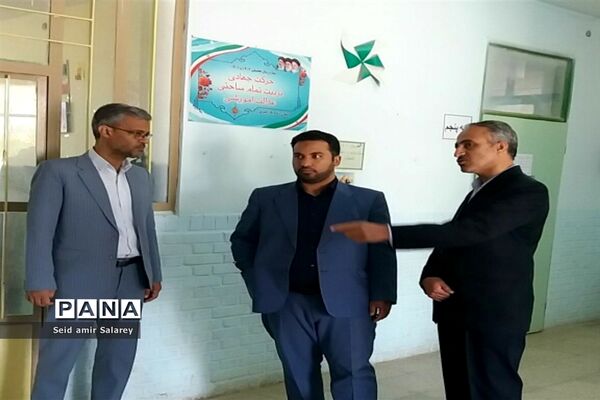 بازی های بومی و محلی در مدرسه زنده‌یاد امیری روستای قلعه‌بالا، کاشمر