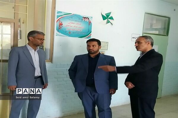 بازی های بومی و محلی در مدرسه زنده‌یاد امیری روستای قلعه‌بالا، کاشمر
