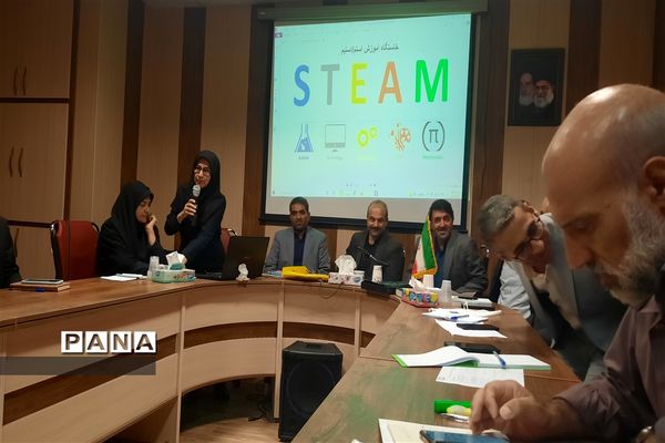 برگزاری جشنواره نوآوری در فرآیند آموزش و یادگیری