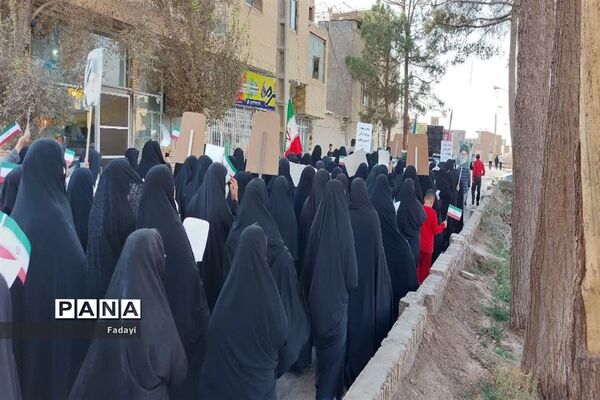 اجتماع حماسی بانوان مهدوی در اردستان