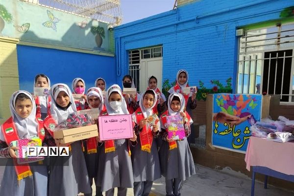 جشن عاطفه‌ها مدرسه قرآنی شهیدفتاحی برخوار