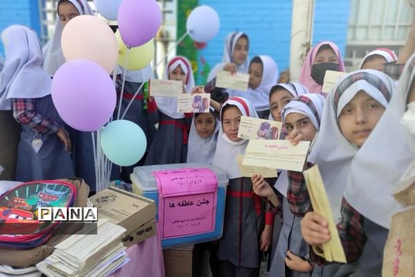 جشن عاطفه‌ها مدرسه قرآنی شهیدفتاحی برخوار