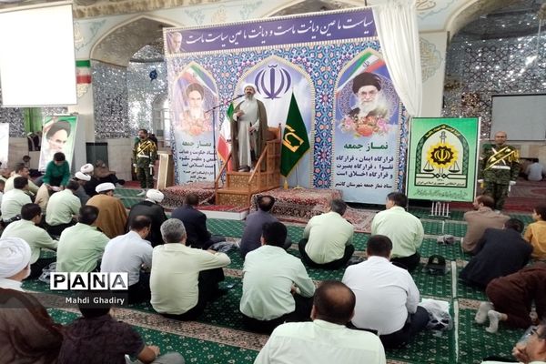 حضور مدافعان امنیت در نماز جمعه، کاشمر