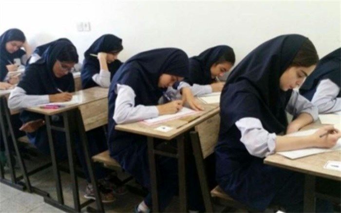 دانش‌آموزان با خودشان رقابت کنند