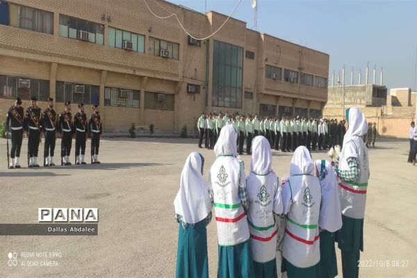 قدردانی از نیروهای انتظامی توسط تشکیلات سازمان دانش‌آموزی شهرستان شادگان