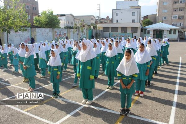 مراسم آغاز امامت امام زمان در دبستان شهیدان حجازی گلوگاه