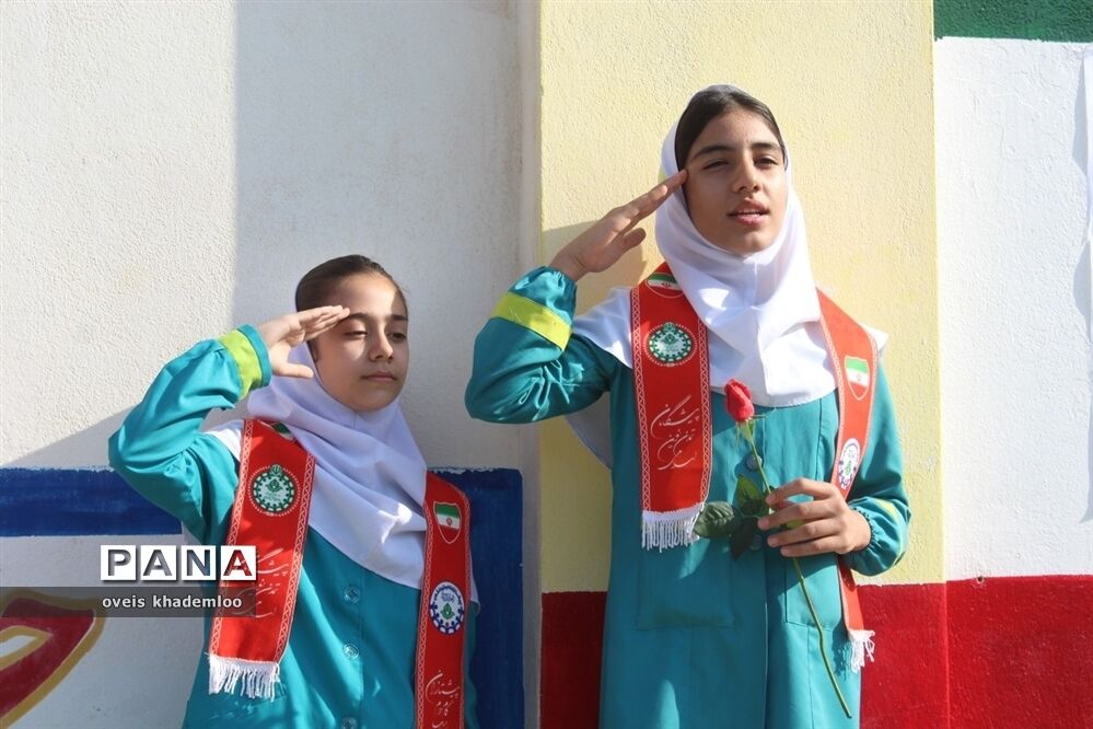 مراسم آغاز امامت امام زمان در دبستان شهیدان حجازی گلوگاه